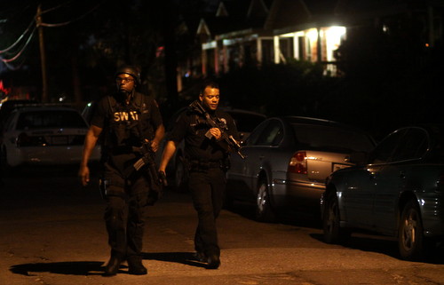 1002robbery-swat