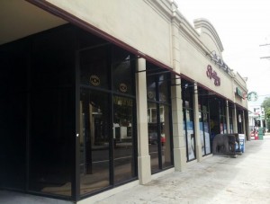 This store front on Magazine near Washington Avenue is slated to become the Bin 438 wine shop. (Robert Morris, UptownMessenger.com)