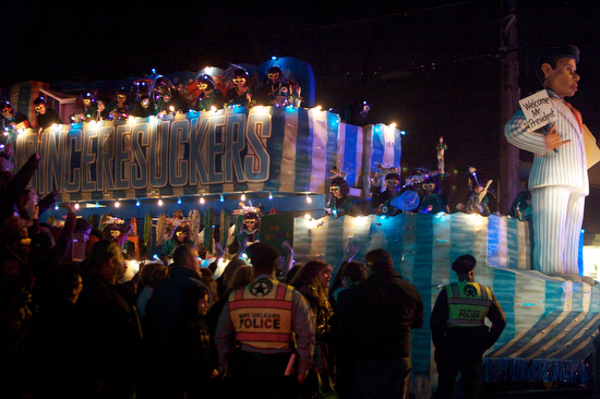 The Krewe of Muses Insinceresuckers float. (Sabree Hill, UptownMessenger.com)