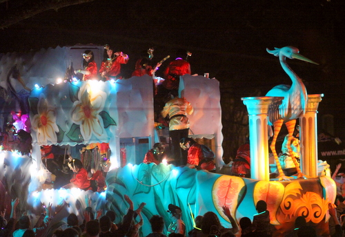 The Cleopatra "A Walk in Audubon Park" float. (Robert Morris, UptownMessenger.com)