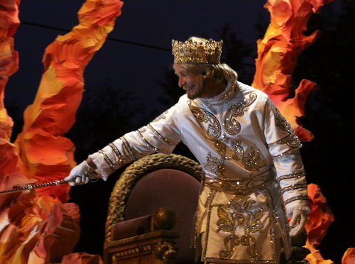 The King of Hermes rolls on Napoleon Avenue. (Robert Morris, UptownMessenger.com)