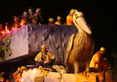 The Krewe of Morpheus Louisiana Avenue float, part of a theme of New Orleans streets. (Robert Morris, UptownMessenger.com)