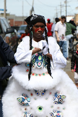 Red Flame Hunters Mardi Gras Indians on Super Sunday 2014. (Zach Brien, UptownMessenger.com)