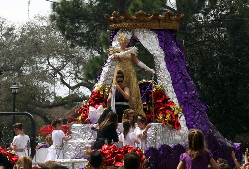 The Queen of the Krewe of Mid-City. (Robert Morris, UptownMessenger.com)