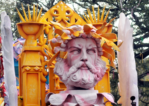 The Rex "Zeus" float. (Robert Morris, UptownMessenger.com)