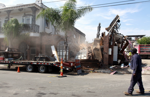Scenes from the demolition of Frank's Steakhouse on Freret Street on Wednesday, Aug. 13, 2014. (Robert Morris, UptownMessenger.com)