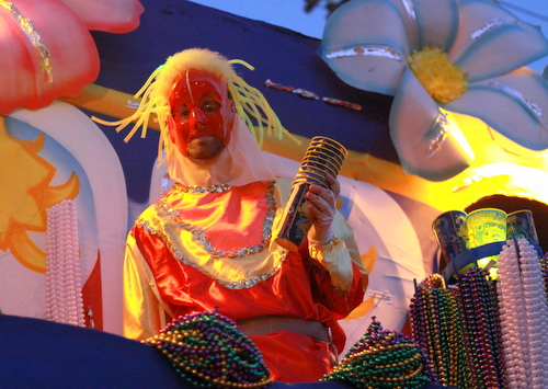 A rider on the Babylon "Samashu" float. (Robert Morris, UptownMessenger.com)