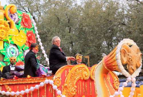 Comedian Ron White rolls in the Krewe of Orpheus. (Robert Morris, UptownMessenger.com)