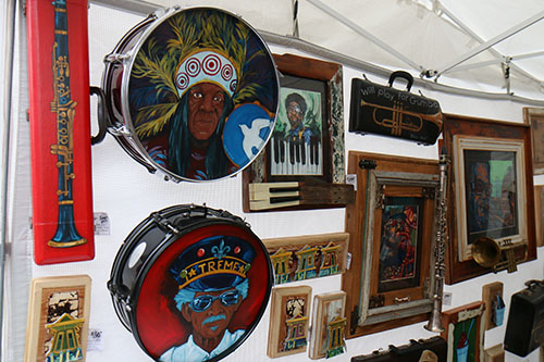 Shaun Aleman had his New Orleans-themed artwork for sale. (Zach Brien, UptownMessenger.com)