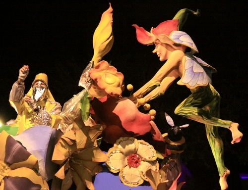 The "Where the Bee Sucks, there suck I" float in the Krewe of Hermes rolls on Napoleon Avenue. (Robert Morris, UptownMessenger.com)