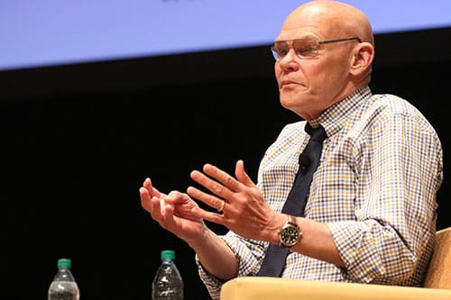 James Carville speaks about the 2016 presidential election in Rousell Hall at Loyola University as part of the Ed Renwick lecture series. Carville, a Democrat, and Matalin, a Conservative, are two prominent speakers in their respective political circles. (Zach Brien, UptownMessenger.com)