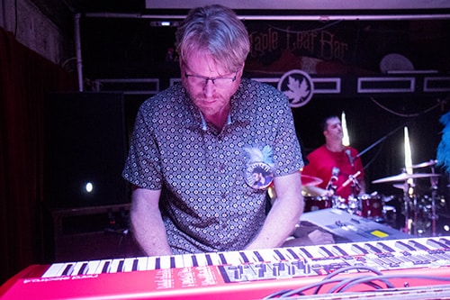 Tom Worell plays keys with Cha Wa at the Maple Leaf Bar during a tribute show to keyboardist Steve Malinowski who died on Friday, June 17. (Zach Brien, UptownMessenger.com)
